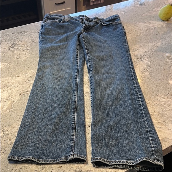 GAP Low Rise Bootcut Blue Jeans 8P - Picture 4 of 7